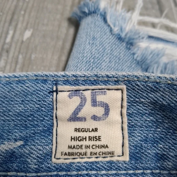 Free People High Rise Distressed jeans - Picture 10 of 12